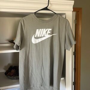 Nike T shirt